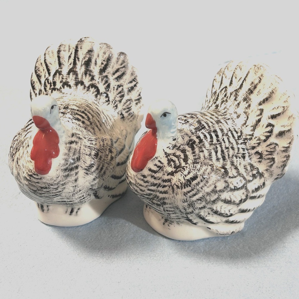 Turkey Salt & Pepper Shaker Set Hallmark Ceramic 3" Thanksgiving B & W Vintage